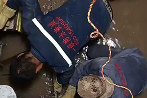 银川电梯井堵漏施工视频